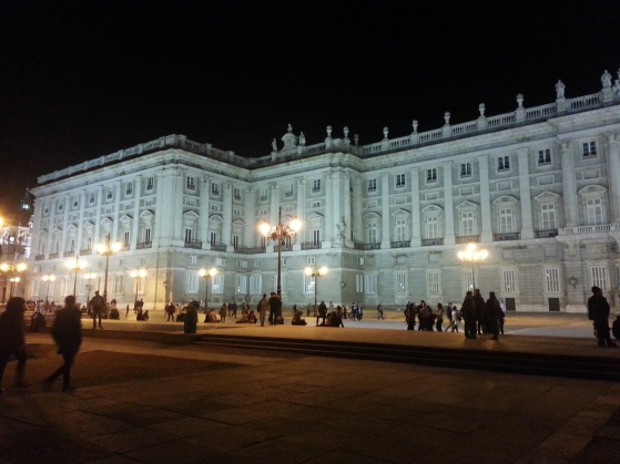 Palacio Real (side, by night)
